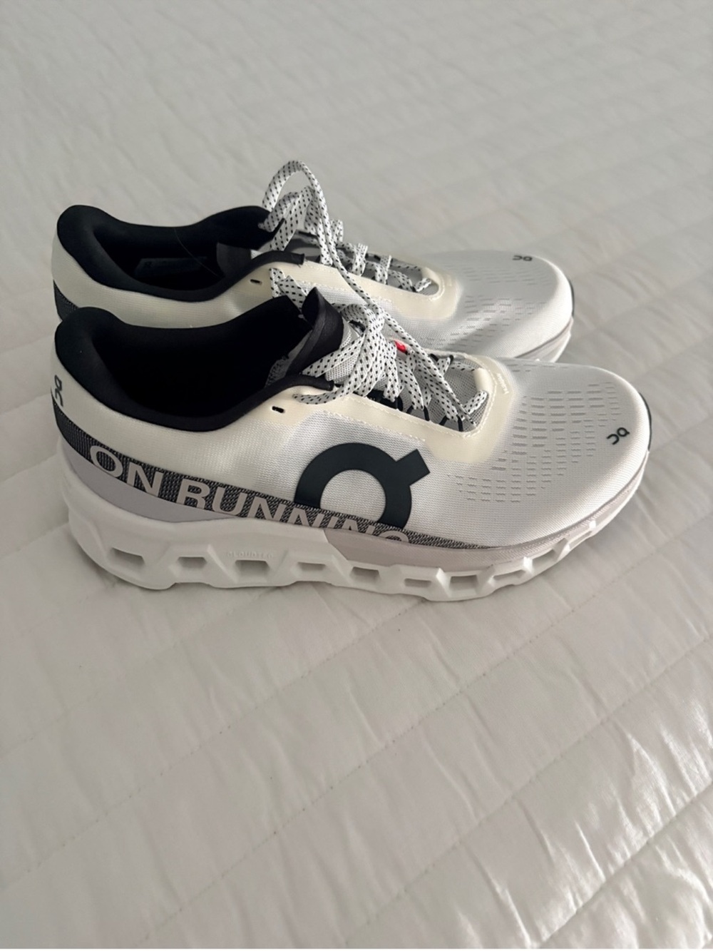 On cloud monster 2 sneakers